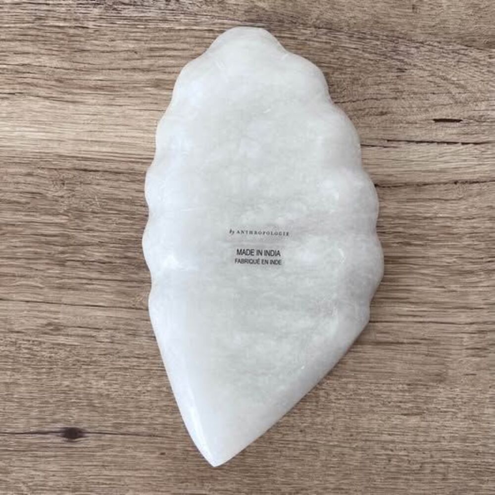 Anthropologie Alabaster Leaf Dish & Painted Oyster Beaded Decor Set - Picture 7 of 8